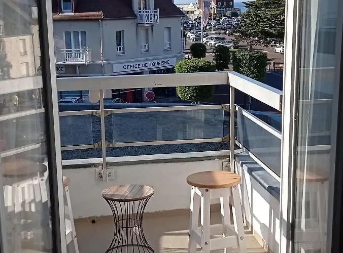 Bellevue アパート クルル・シュル・メール